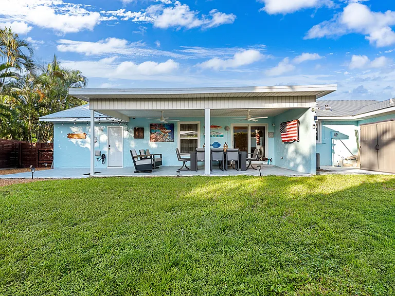 9165 SE Yacht Club Cir — Photo 28