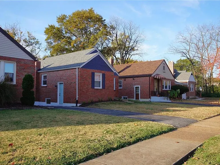 6750 Julian Ave — Photo 23