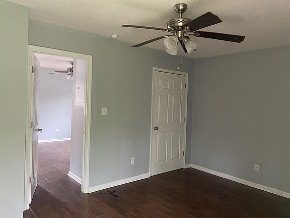 2nd image of 108 Wilshire Ave SW #1
