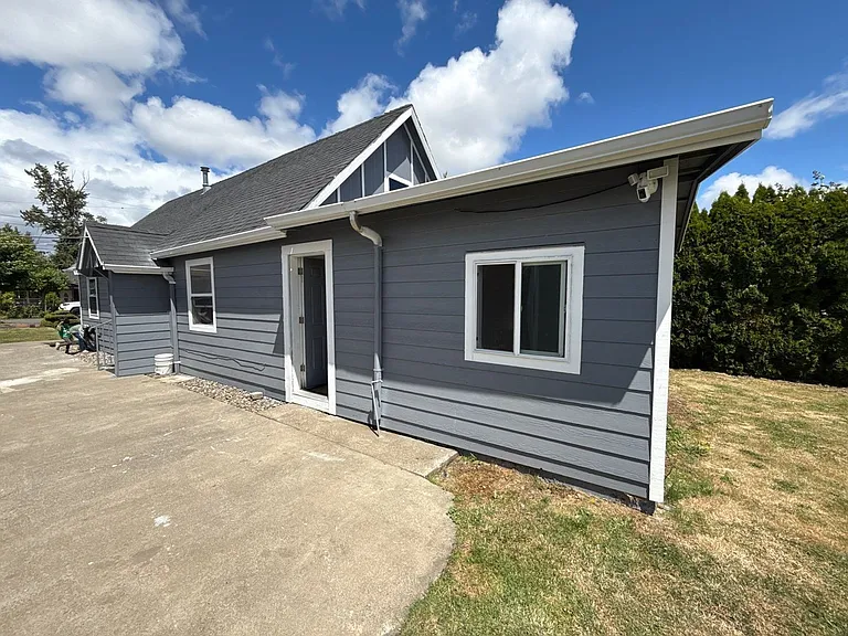 3810 Mahrt Ave SE — Photo 32