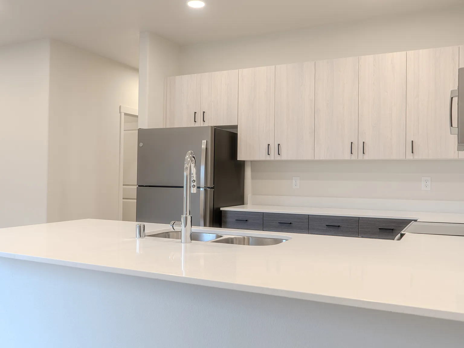 Timber Woods Apartments — Photo 1