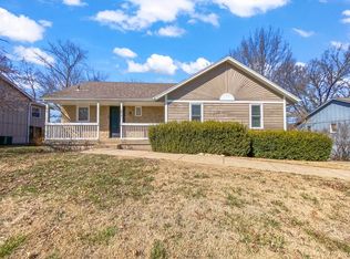 2014 NE Concord St, Lees Summit, MO 64086