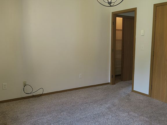 2nd image of 1856 Brookhaven Dr