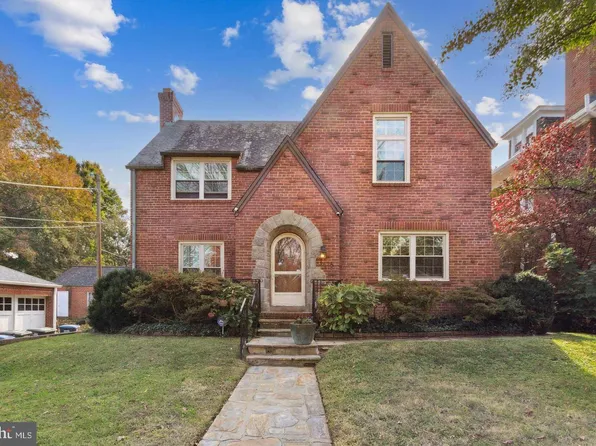 1416 Iris St NW, Washington, DC 20012