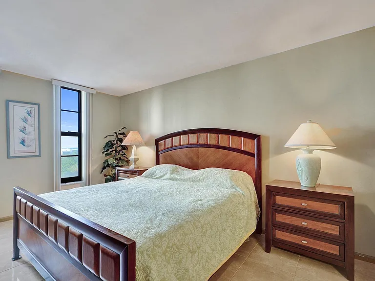 1000 S Ocean Blvd #6M — Photo 22
