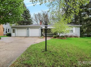 2318 Foster Ave NE, Grand Rapids, MI 49505