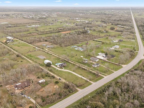 3rd image of 6209 E Fm 1462 Rd