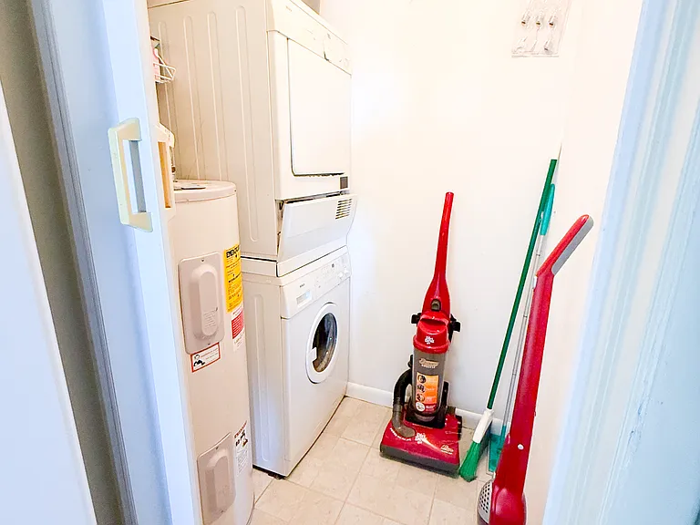 587 Virginia Ave NE #Penthouse 1 — Photo 13
