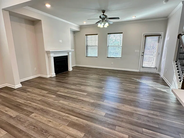6608 Mezzo Ln — Photo 16