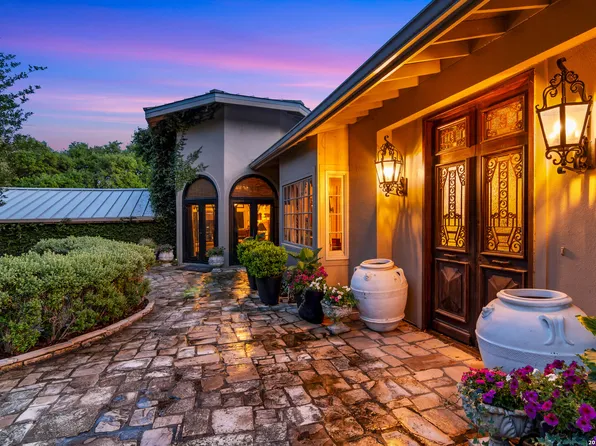 6 Lazy Lane, San Antonio, TX 78209