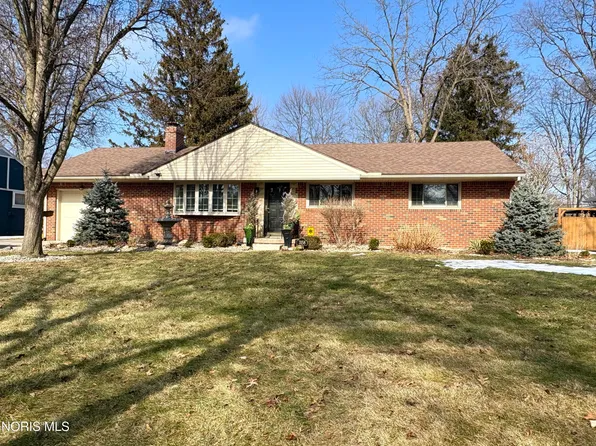3158 Oak Grove Pl, Toledo, OH 43613