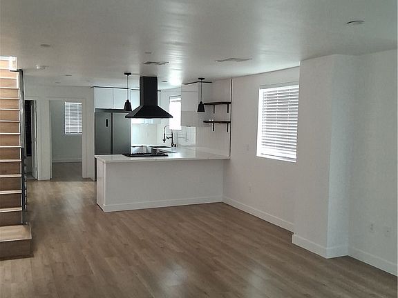 2nd image of 6419 Lexington Ave