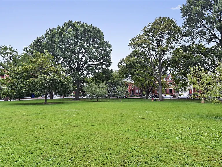 150 Seaton Pl NW — Photo 31