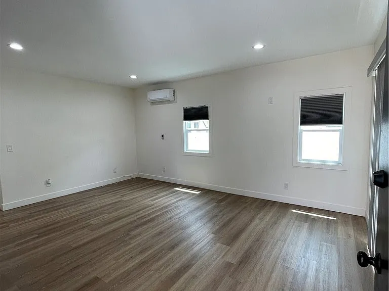 6600 Fishburn Ave — Photo 9