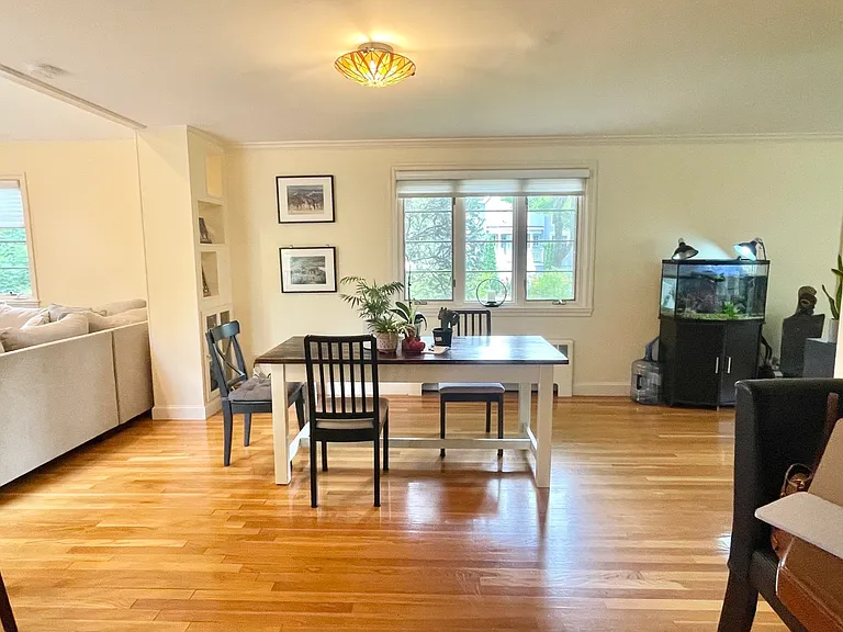 150 Gordon Rd — Photo 5