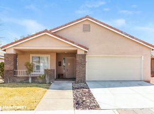 1537 Hollow Tree Dr, North Las Vegas, NV 89032