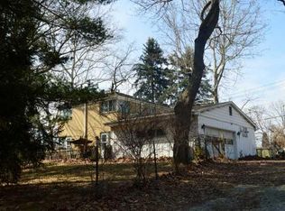 1813 Sheffield Rd, Aliquippa, PA 15001