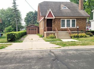 817 E Cady St, Watertown, WI 53094