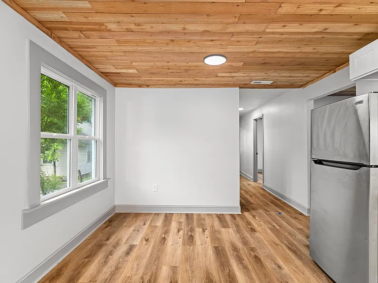 112 Gallaher Blvd — Photo 12