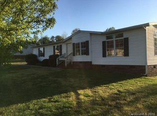 155 Eastgate Dr, Statesville, NC 28625