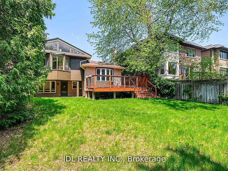 87 Munro Blvd — Photo 35