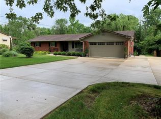 1459 S Muessing Rd, Indianapolis, IN 46239