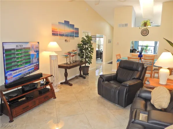9620 Villa Dr APT 4, Fort Myers, FL 33905