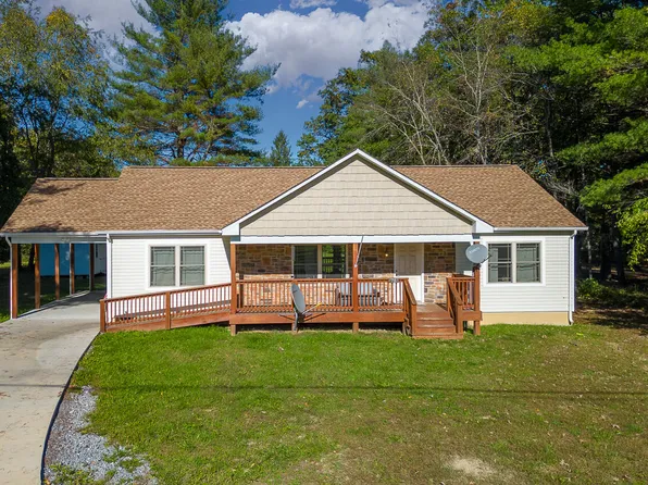 70 Palace Hotel Ln, Goshen, VA 24439