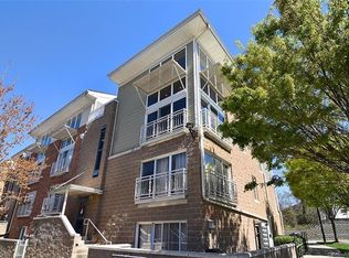 651 Raphael Pl, Charlotte, NC 28205