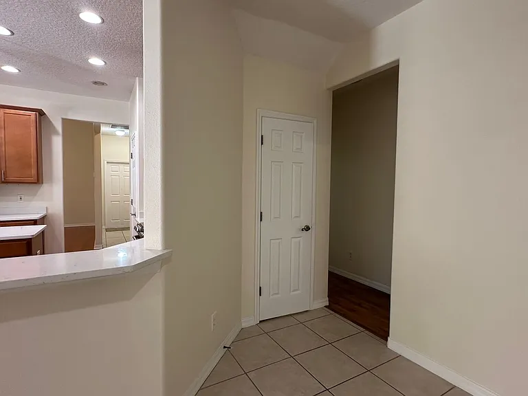 1653 Cherry Ridge Dr — Photo 14