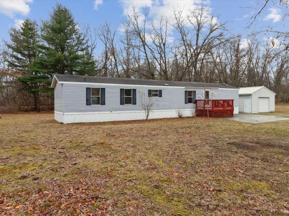 12823 New Millpond Rd, Big Rapids, MI 49307