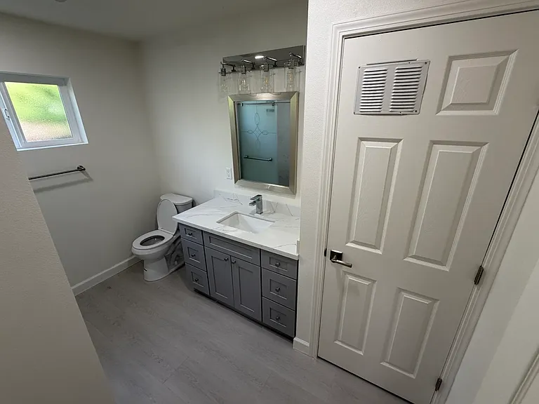 264 N 34th St #2 — Photo 14