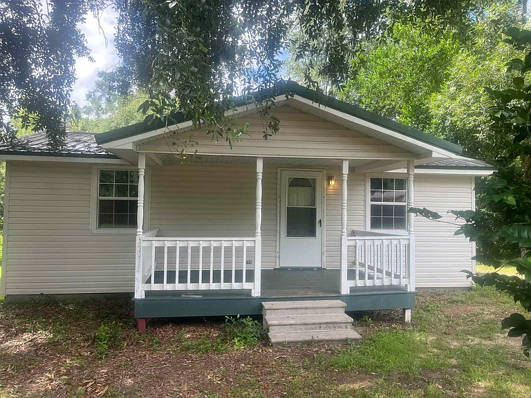 179 Smith Ln — Photo 2