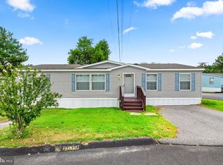 60 Chesapeake Mobile Ct, Hanover, MD 21076