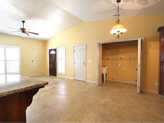 5th image of 28856 Avenue 16