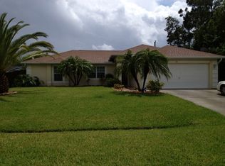 118 SW Airview Ave, Port Saint Lucie, FL 34984