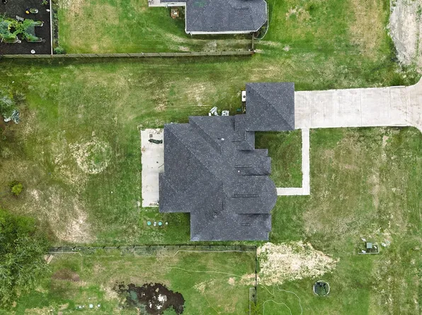 184 Road 6600, Dayton, TX 77535