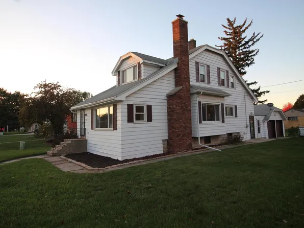 602 Main STREET, Belgium, WI 53004