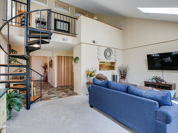 5th image of 100 Daly Blvd APT 1702