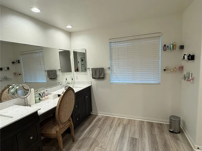 30360 Laviste Ct #30360 — Photo 23