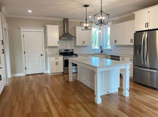 19 Cardinal Way, Attleboro, MA 02703