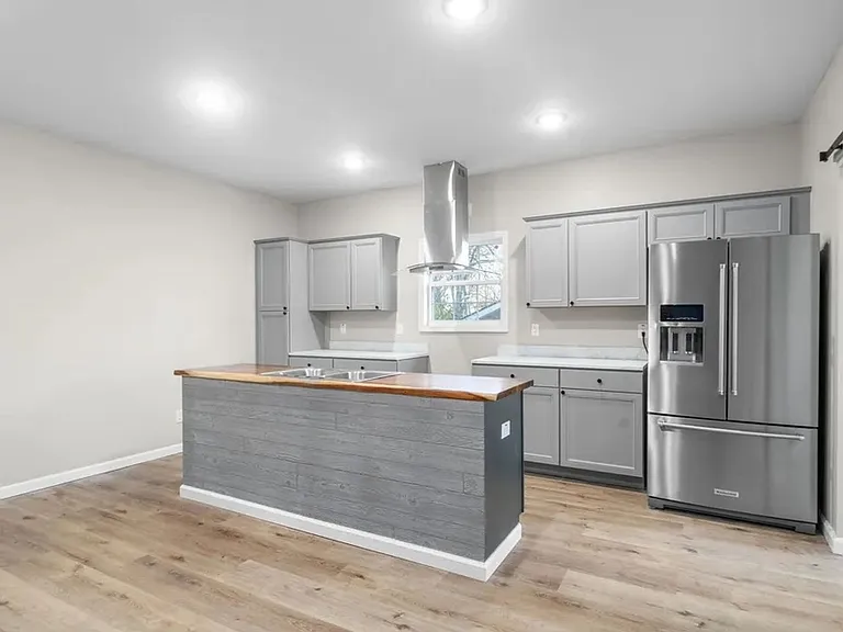 828 Gracey Ave — Photo 23
