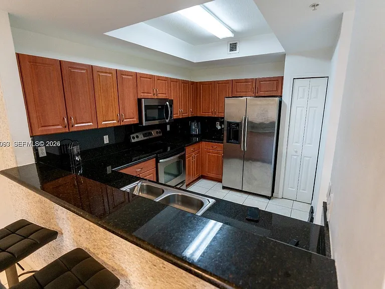 11403 NW 89th St #110 — Photo 7