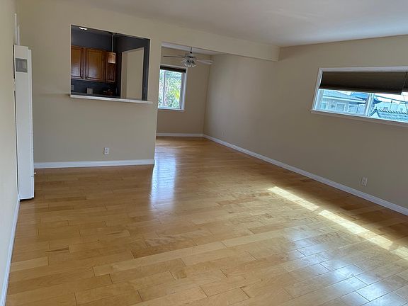 3rd image of 222 Nieto Ave #4