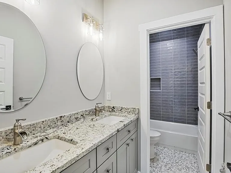 79 Adair Ave — Photo 27