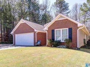 115 Saint Charles Dr, Helena, AL 35080