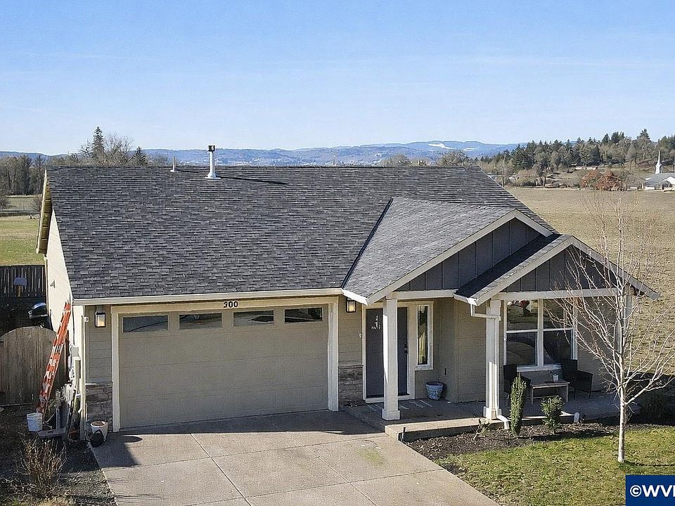 1st image of 500 Merlot St