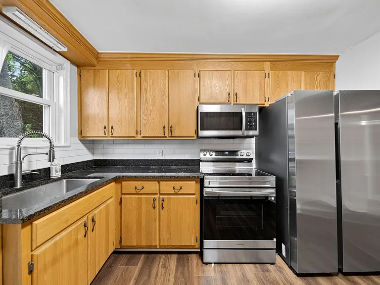 2209 Lindell Ave — Photo 20