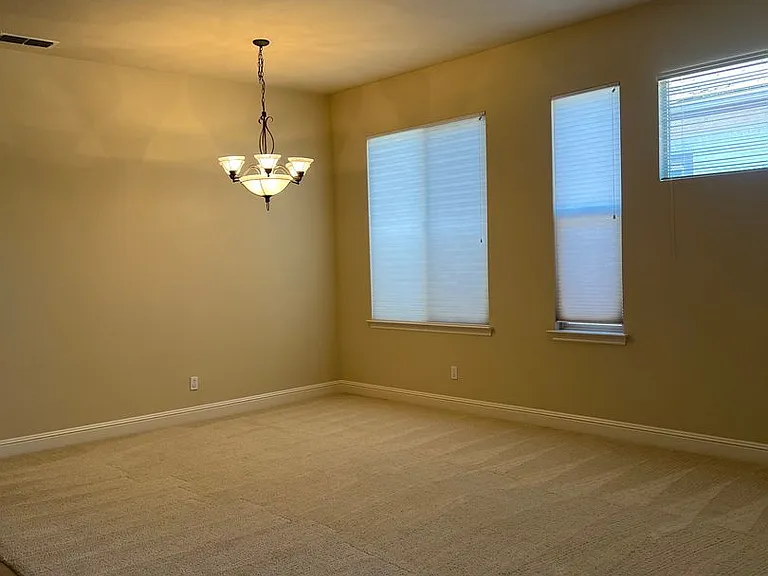 1256 Jorgenson Dr — Photo 4