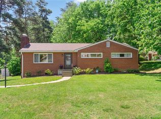 621 Creek Ridge Rd, Greensboro, NC 27406